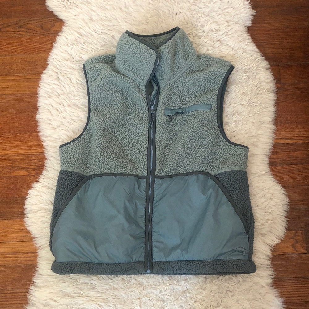 L.L. Bean Light Green Sherpa Fleece Vest